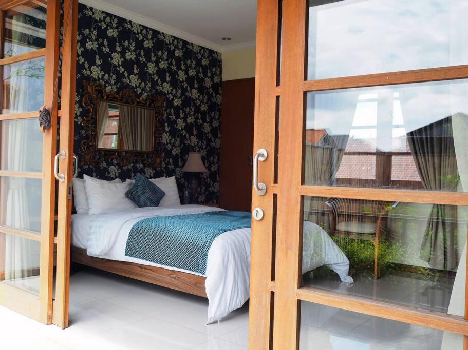 Sonti Villa Seminyak Exterior foto